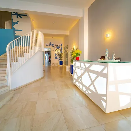 Eden Port 5th Avenue Apartment *
